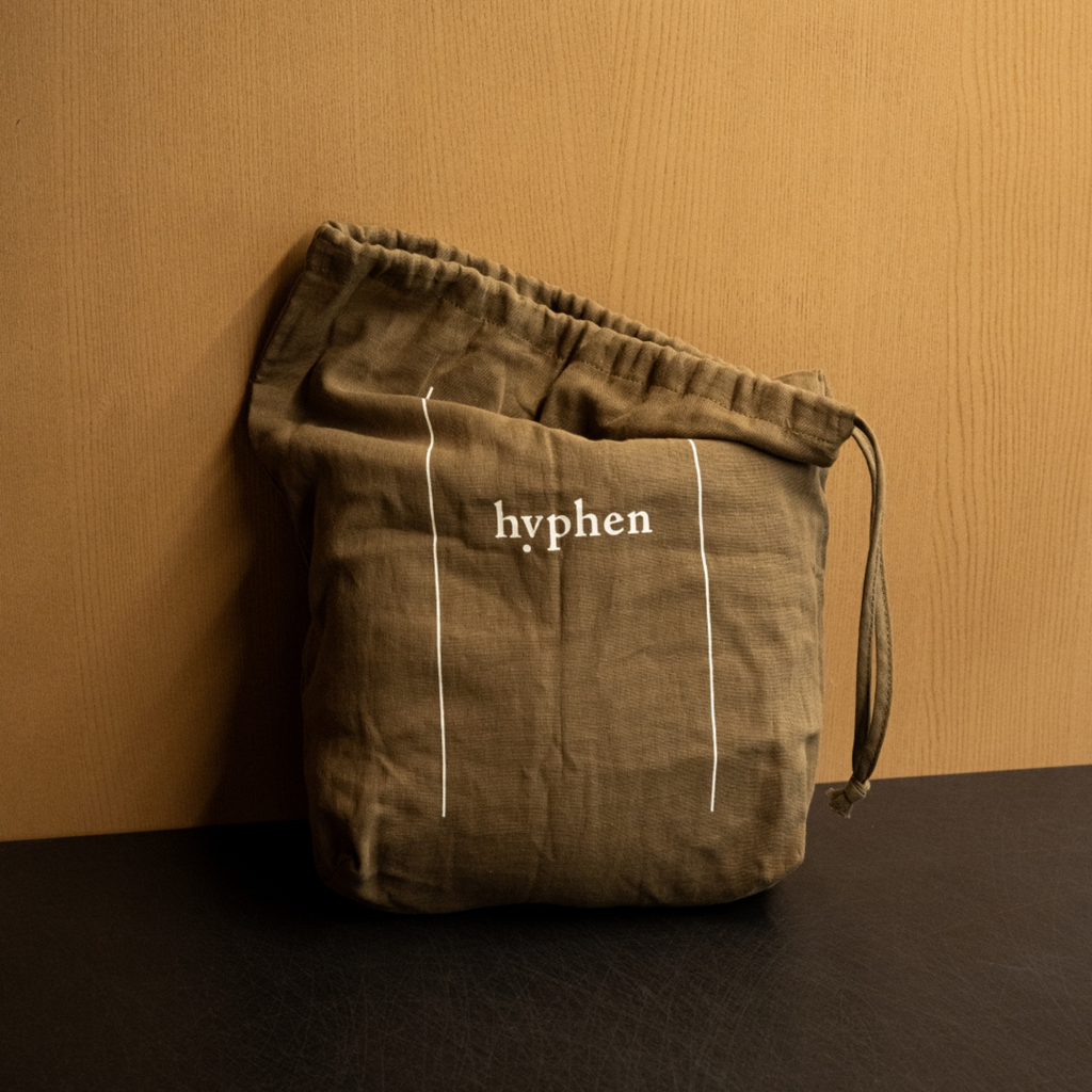 hyphen. Everyday Pouch